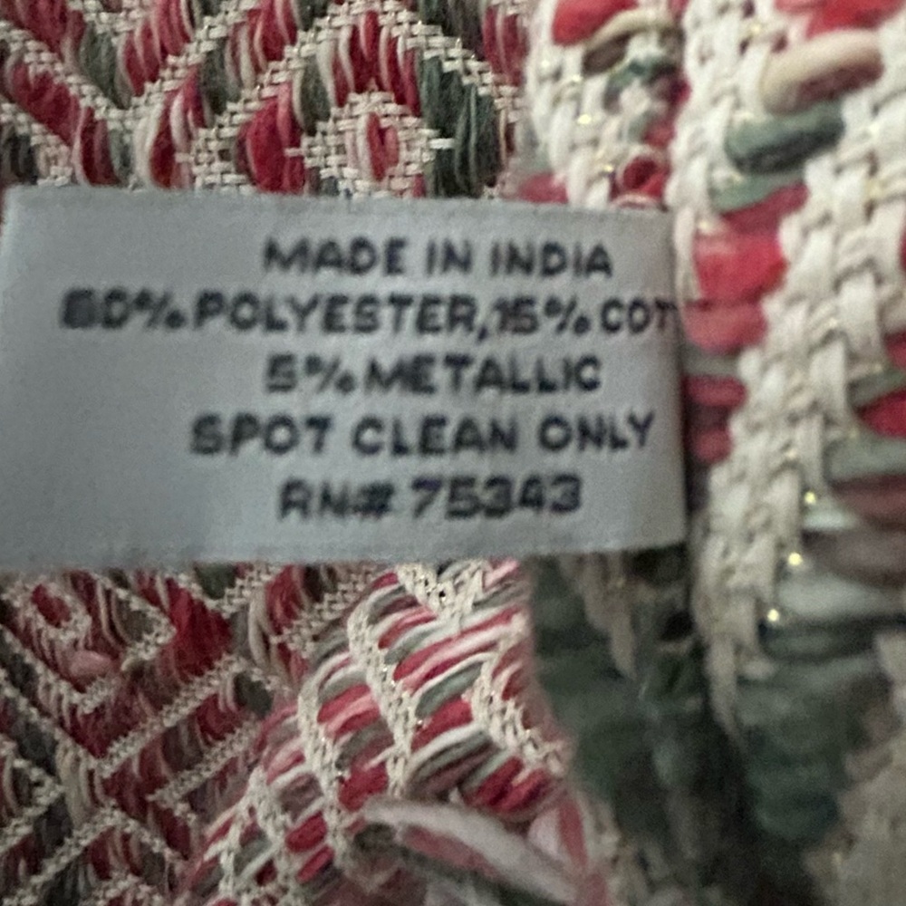 Geometric Patterned Holiday Table Runner - Picture 3 of 3